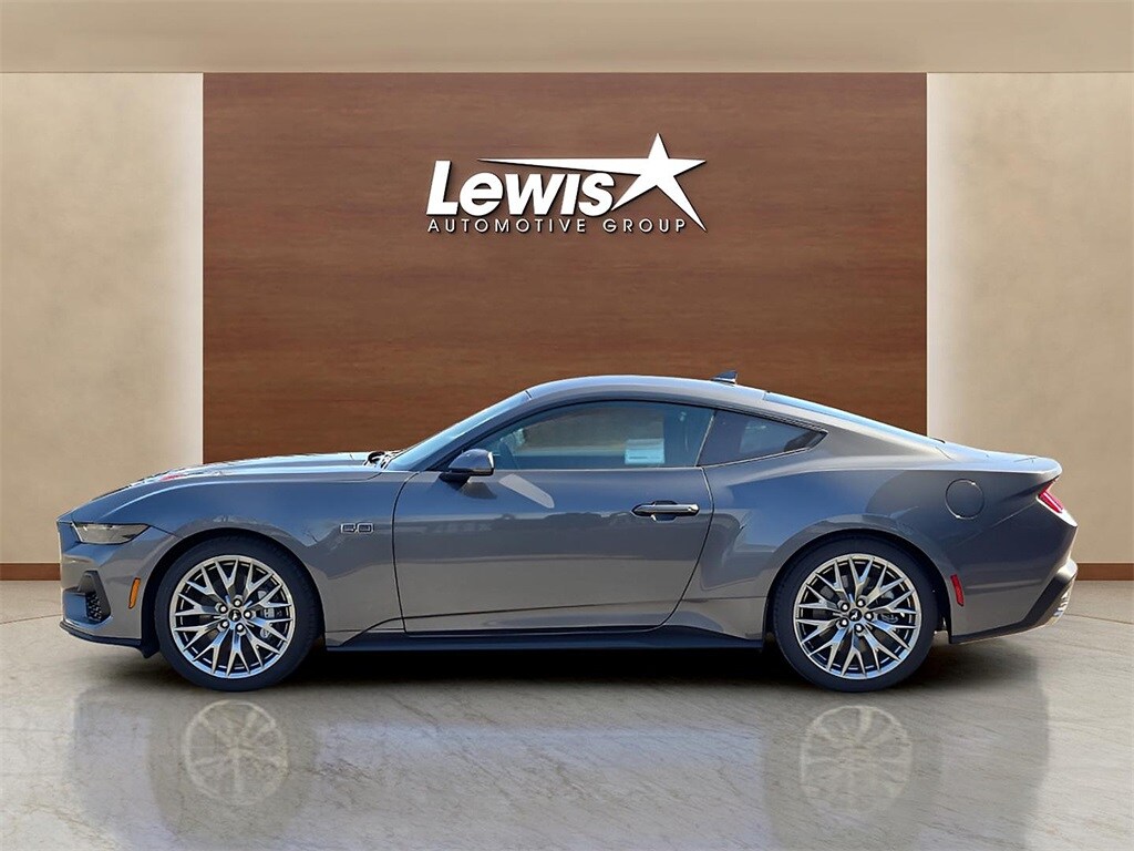 2025 Ford Mustang GT Premium photo 3