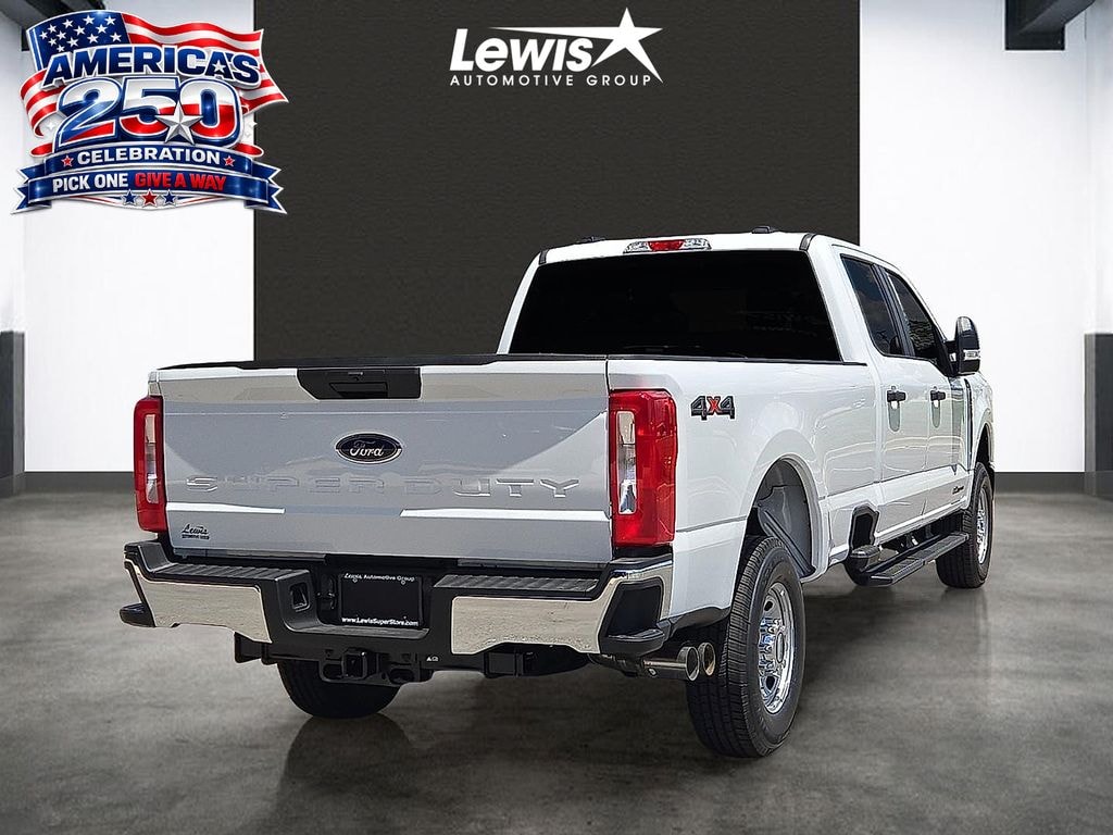 New 2026 Ford F-250SD XL Truck Crew Cab