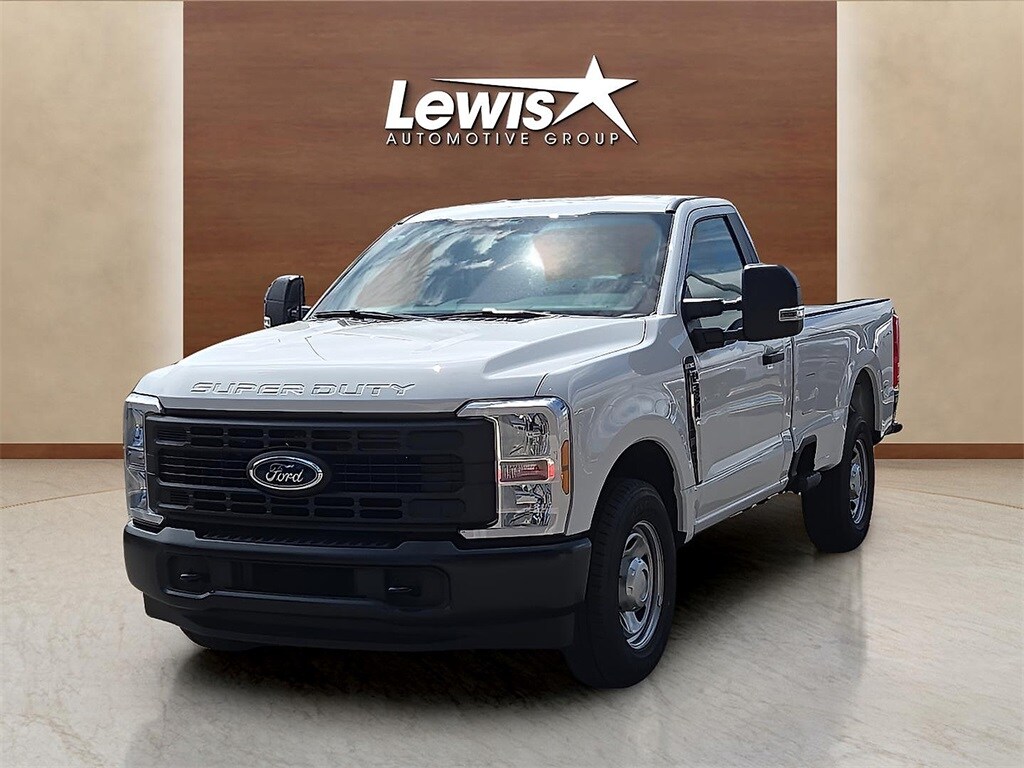 2025 Ford F-350 photo 2