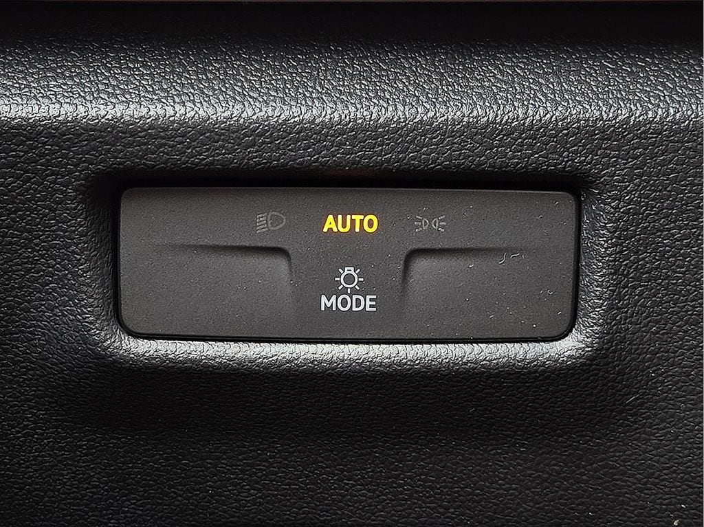 2025 Volkswagen Tiguan S - Photo 16