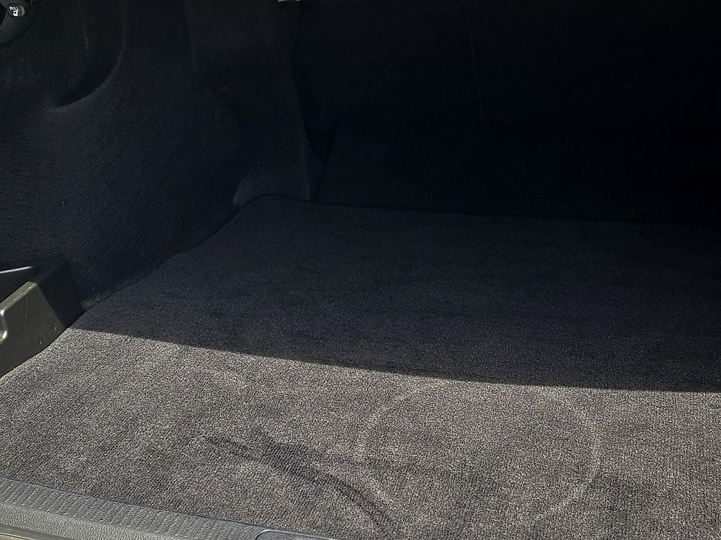 2024 Toyota Camry SE - Photo 8