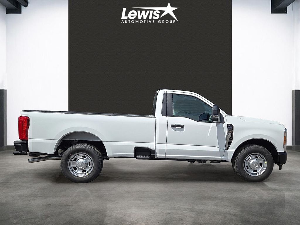 2025 Ford F-350 Super Duty XL - Photo 6