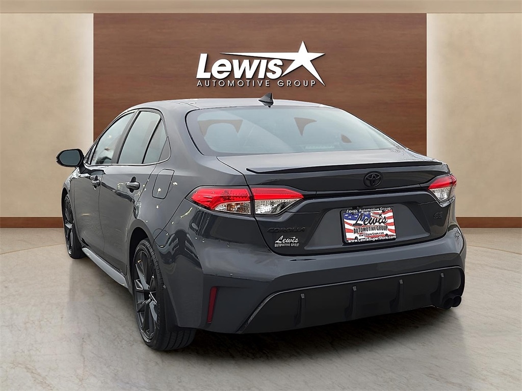 Used 2024 Toyota Corolla SE Sedan