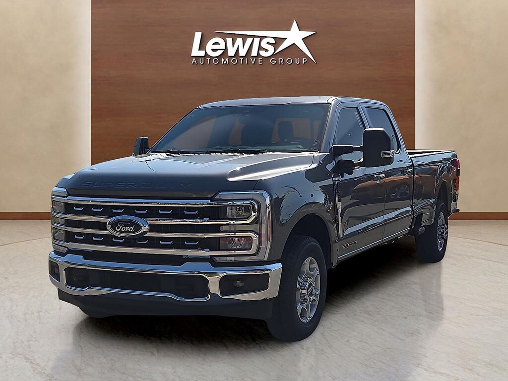 New 2026 Ford F-250SD XLT Truck Crew Cab