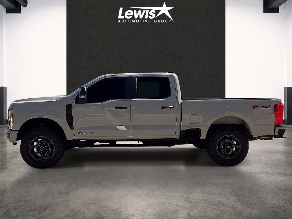 Used 2026 Ford F-250SD XL Truck Crew Cab