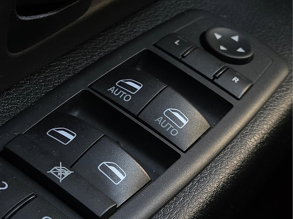 2020 RAM Ram 1500 Classic Tradesman - Photo 15