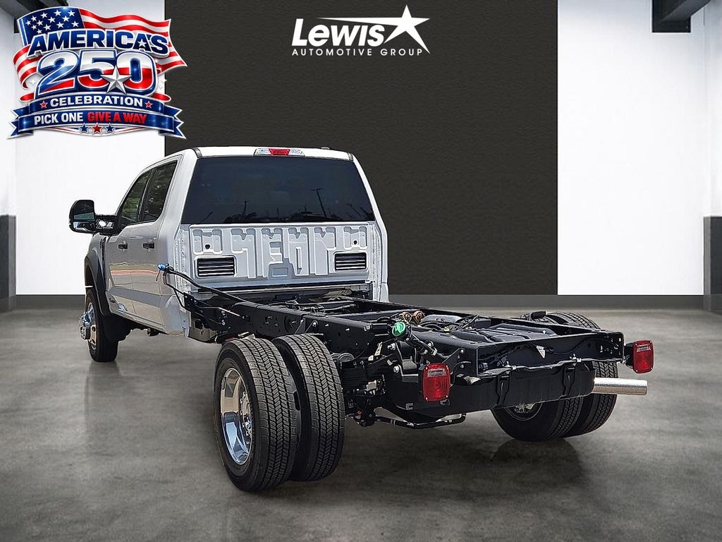 New 2026 Ford F-550SD XLT Truck Crew Cab