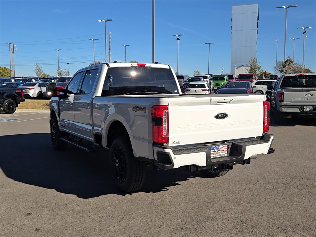 2026 Ford F-250 Lariat photo 3