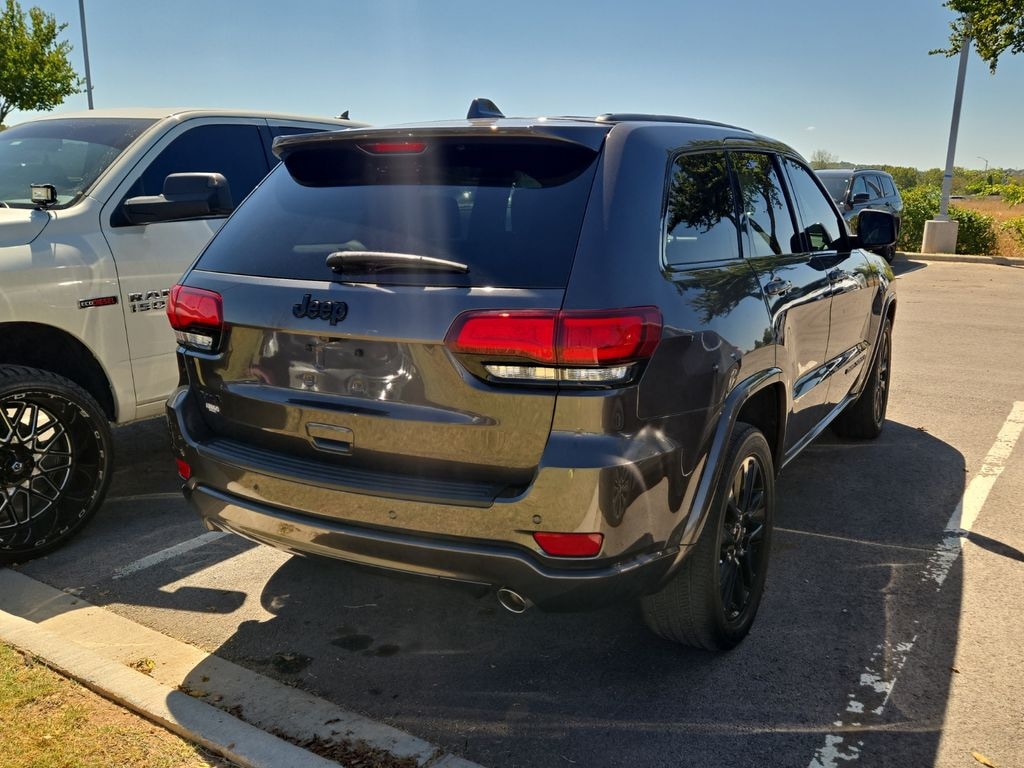 Used 2020 Jeep Grand Cherokee Altitude SUV