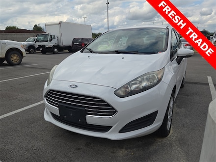 2015 Ford Fiesta SE Sedan