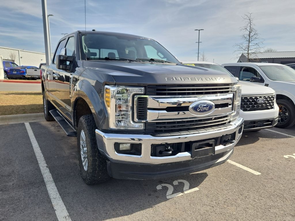 Used 2018 Ford F-250SD XLT Truck Crew Cab