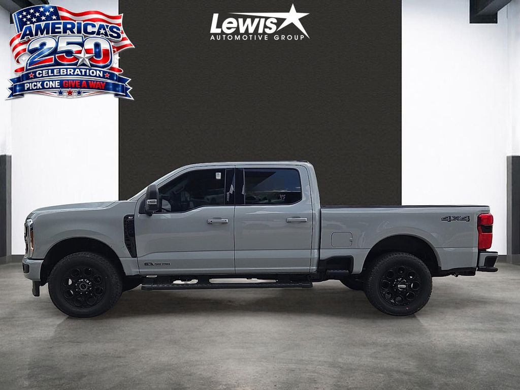 New 2026 Ford F-250SD XLT Truck Crew Cab