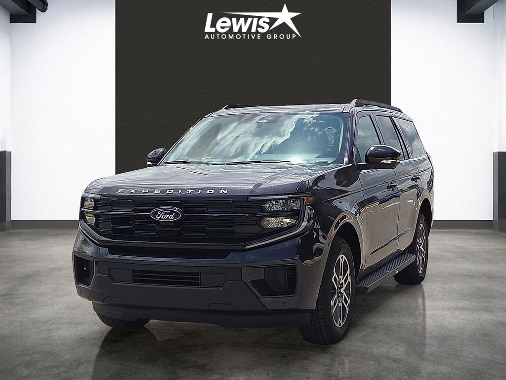 2026 Ford Expedition Active 4x4's photo