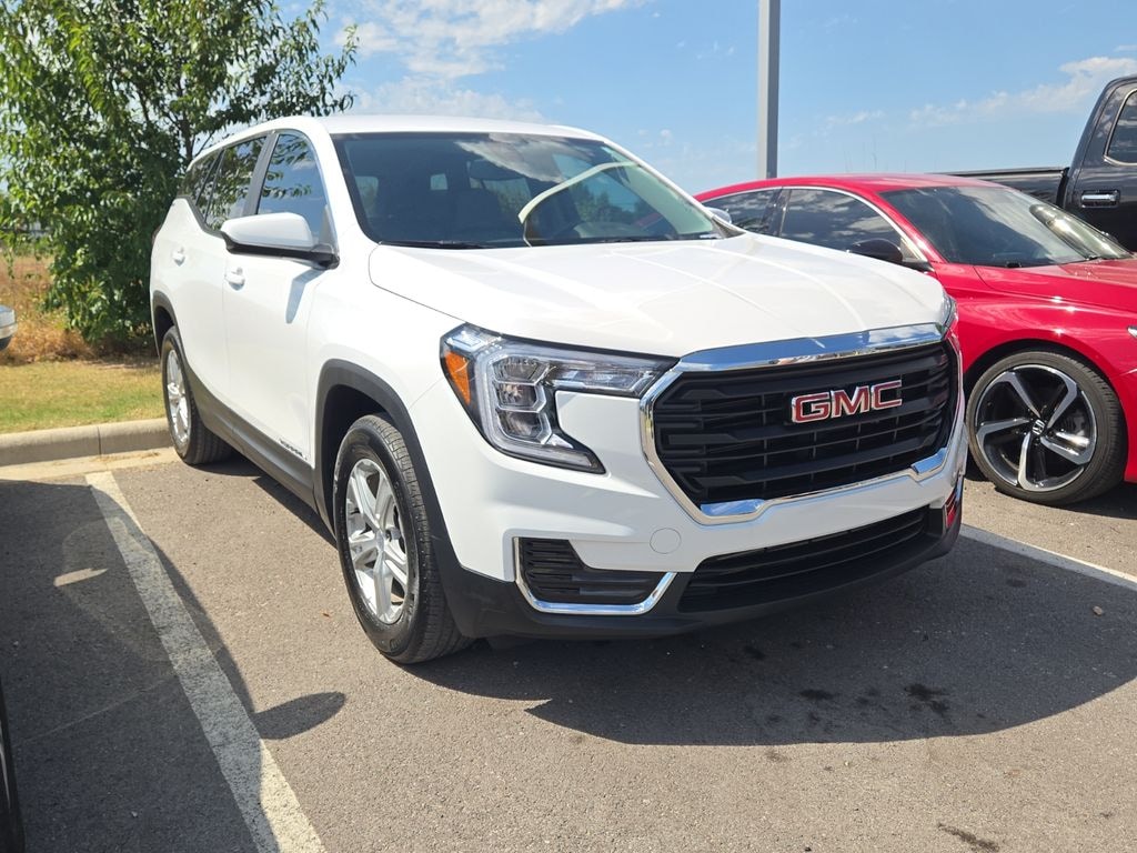 Used 2024 GMC Terrain SLE SUV