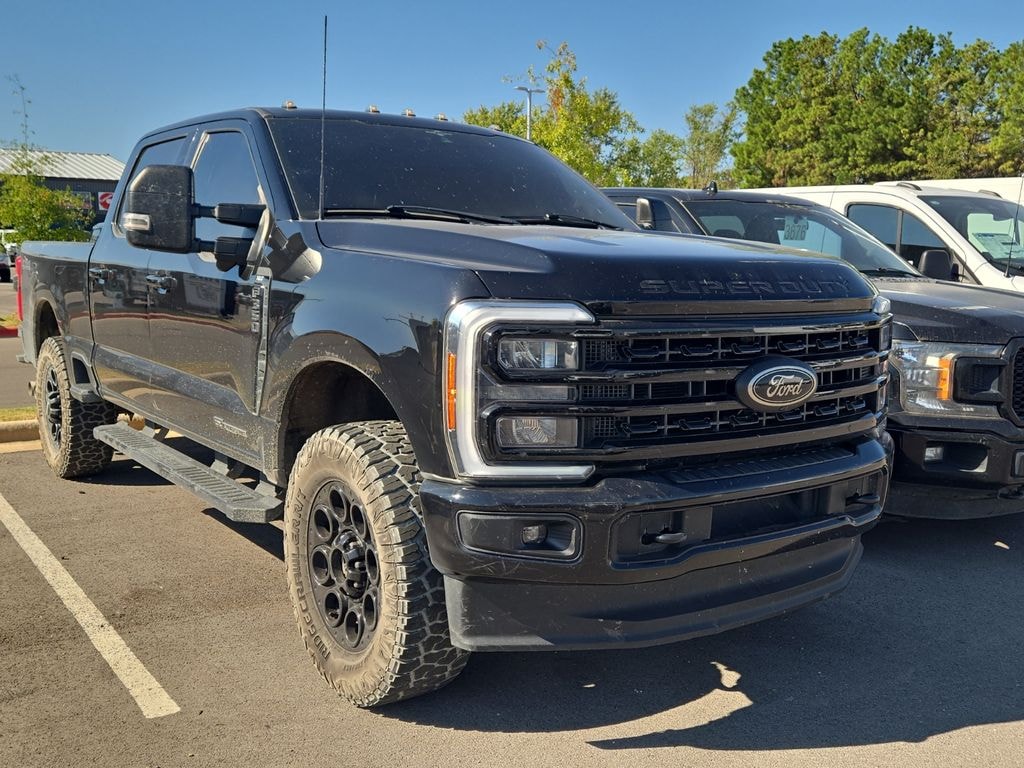 Used 2023 Ford F-350SD XLT Truck Crew Cab