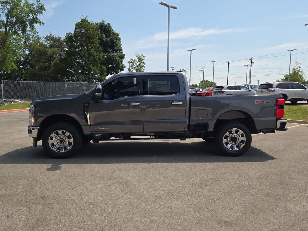 New 2026 Ford F-250SD Lariat Truck Crew Cab