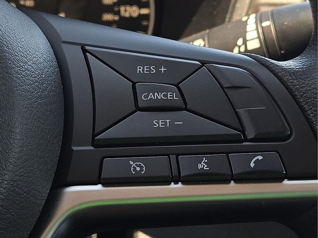 2024 Nissan Altima SV - Photo 17