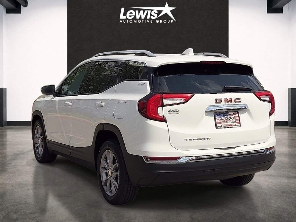 Used 2024 GMC Terrain SLT SUV