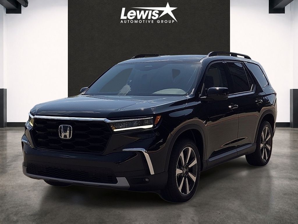 Used 2024 Honda Pilot Touring SUV