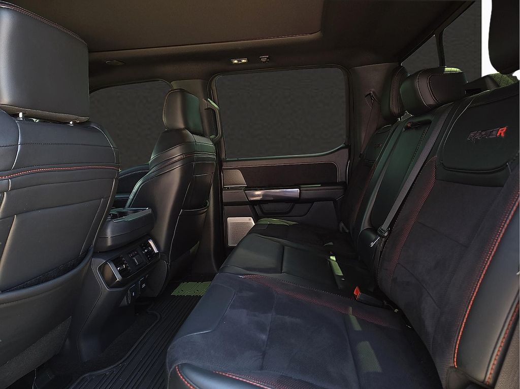 2024 Ford F-150 Raptor - Photo 8
