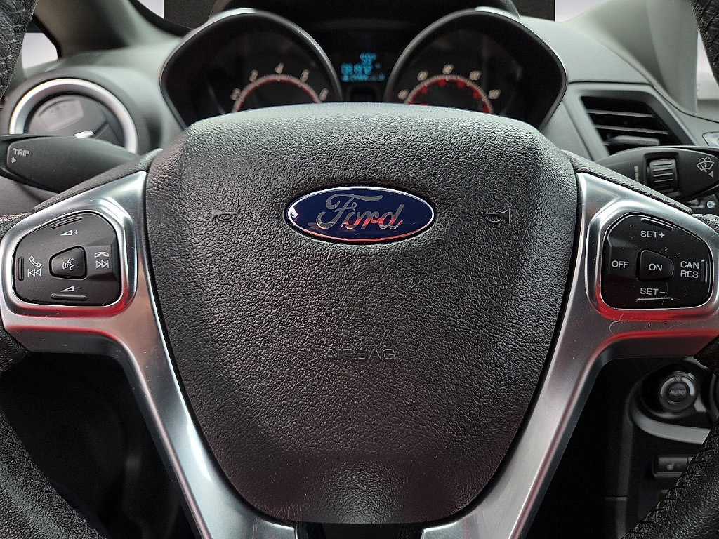 2016 Ford Fiesta ST - Photo 19