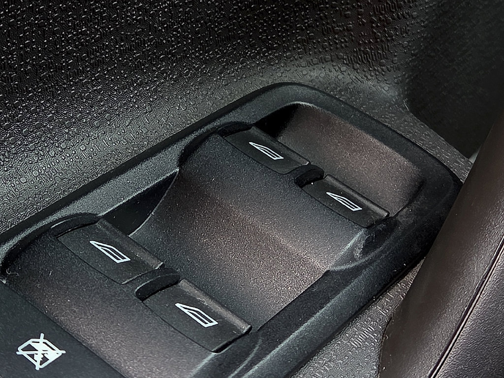2016 Ford Fiesta ST - Photo 16