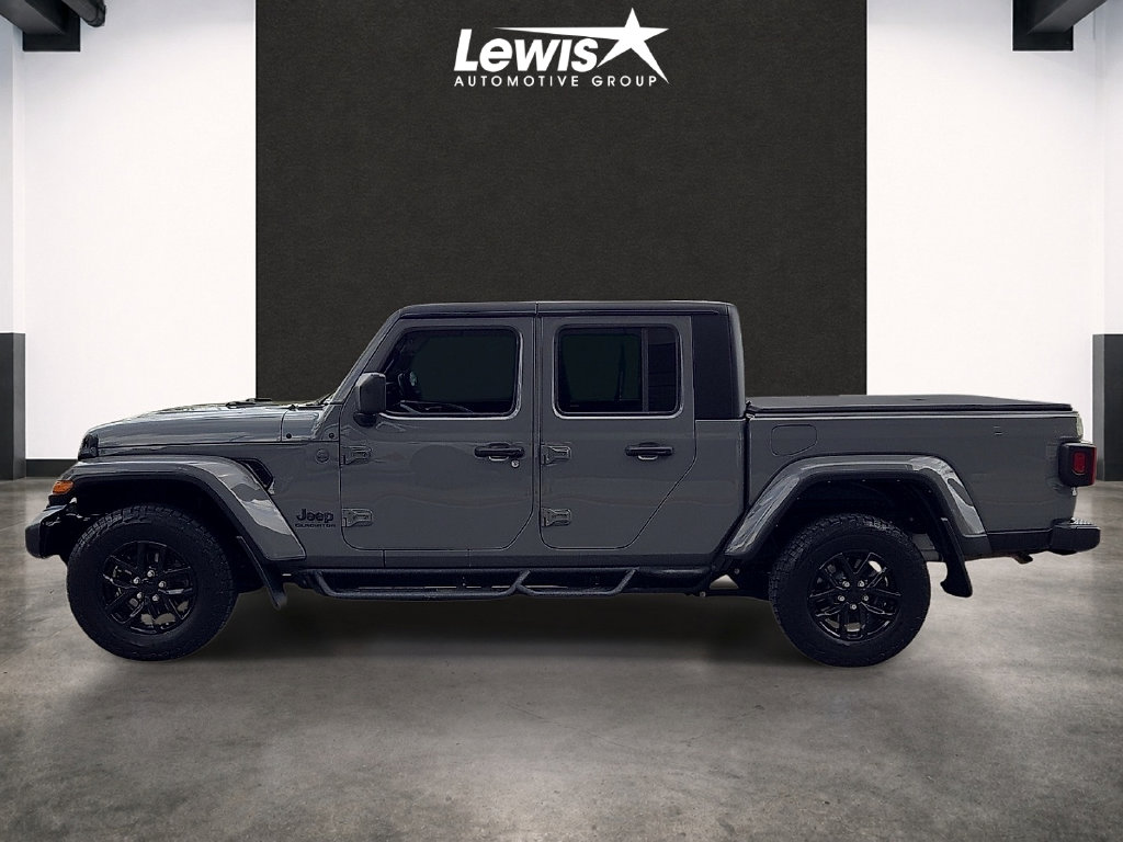 Used 2022 Jeep Gladiator Sport Truck Crew Cab