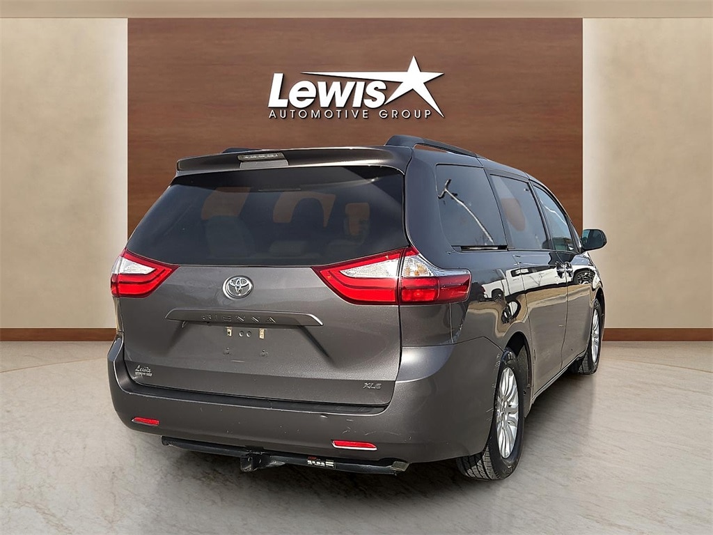 Used 2016 Toyota Sienna L Van