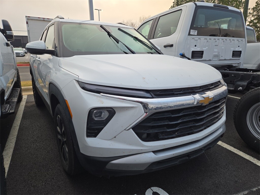 2024 Chevrolet Trailblazer LT photo 4