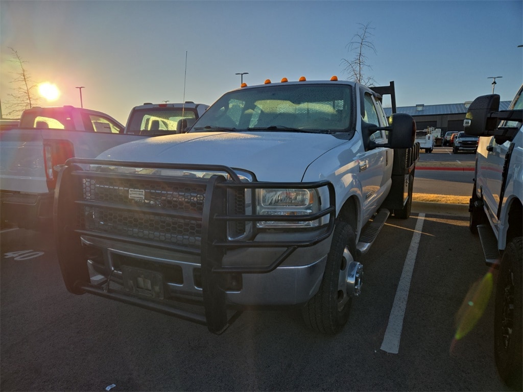 2005 Ford F-350 Super Duty Chassis Cab XLT's photo