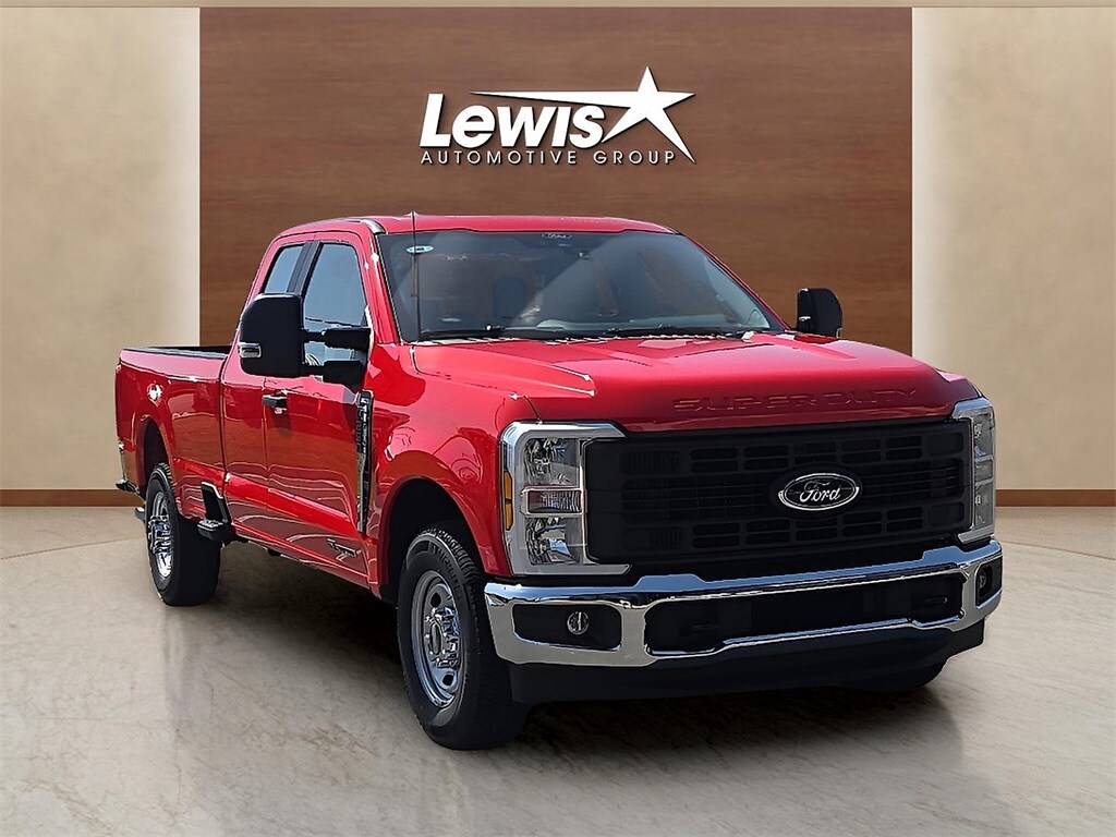 2025 Ford F-250 photo 2