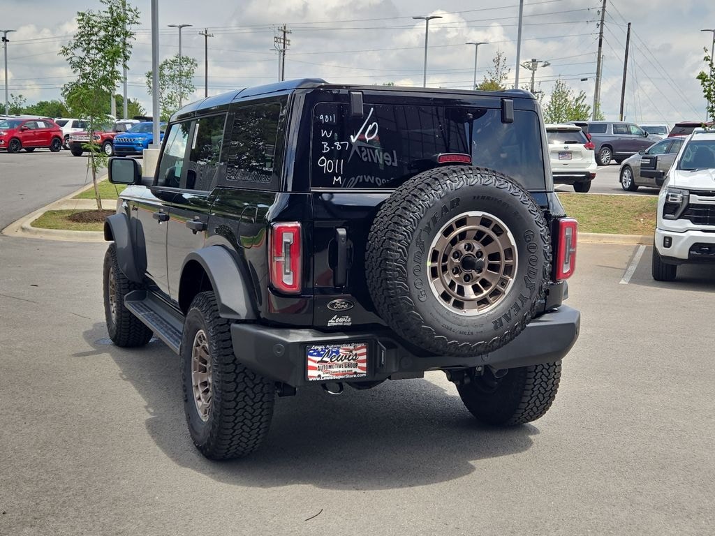 New 2026 Ford Bronco Outer Banks SUV
