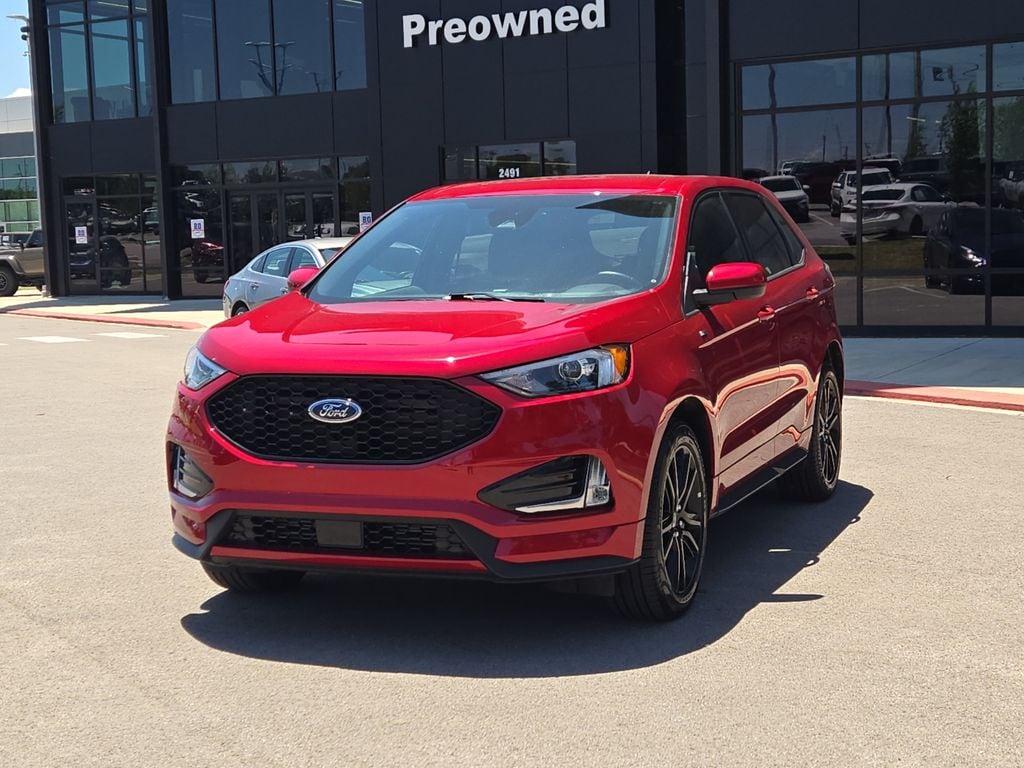 2024 Ford Edge ST-Line AWD's photo