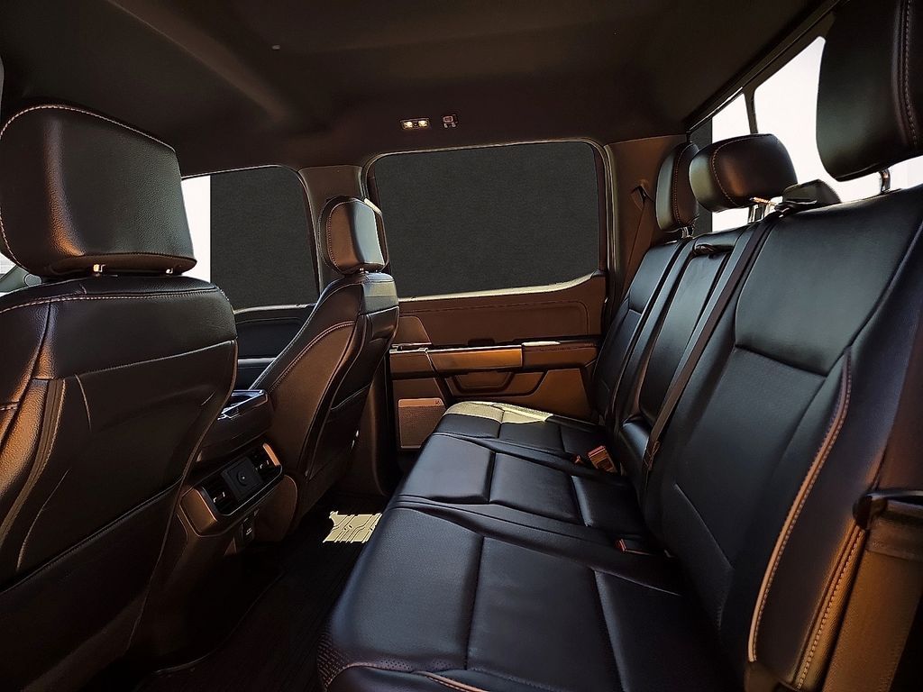 2025 Ford F-150 Lariat - Photo 8