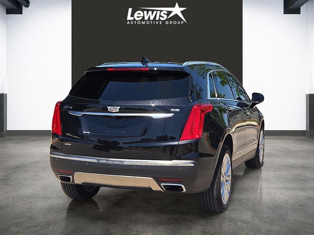 Used 2017 Cadillac XT5 Platinum SUV
