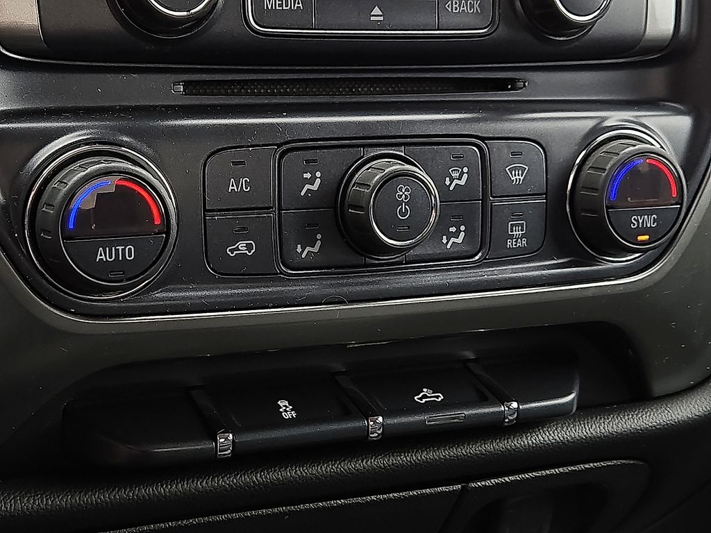 2018 Chevrolet Silverado 1500 LT - Photo 13