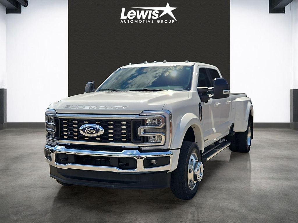 Used 2025 Ford F-450SD Lariat Truck Crew Cab