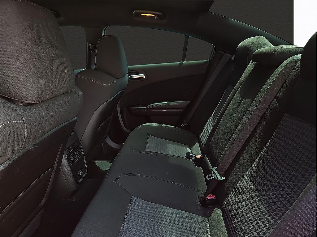 2022 Dodge Charger R/T - Photo 9