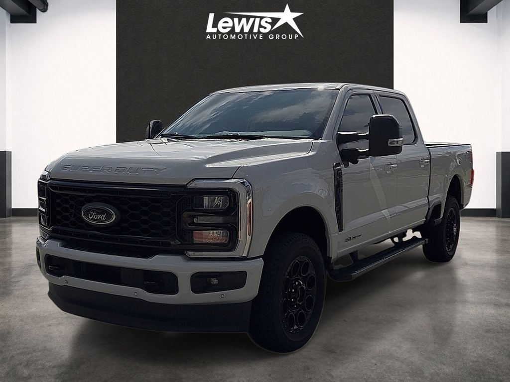 New 2026 Ford F-250SD Lariat Truck Crew Cab