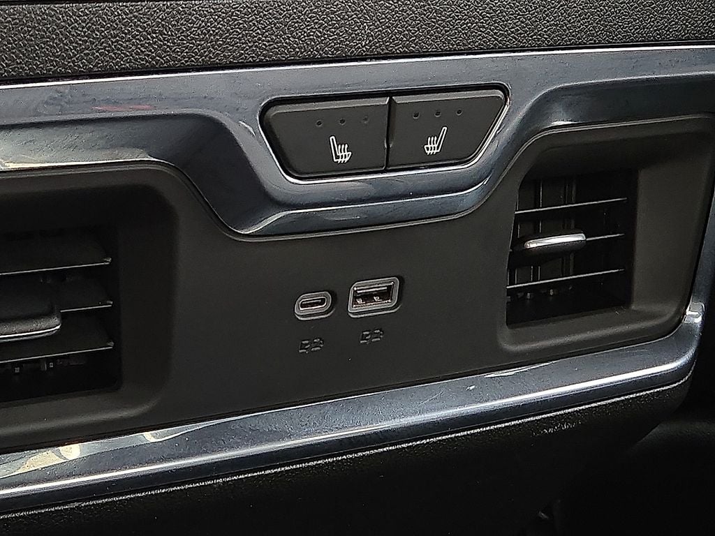 2025 Chevrolet Silverado 2500HD High Country - Photo 9
