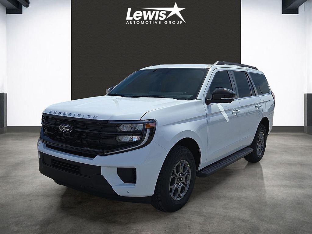 2026 Ford Expedition Active's photo