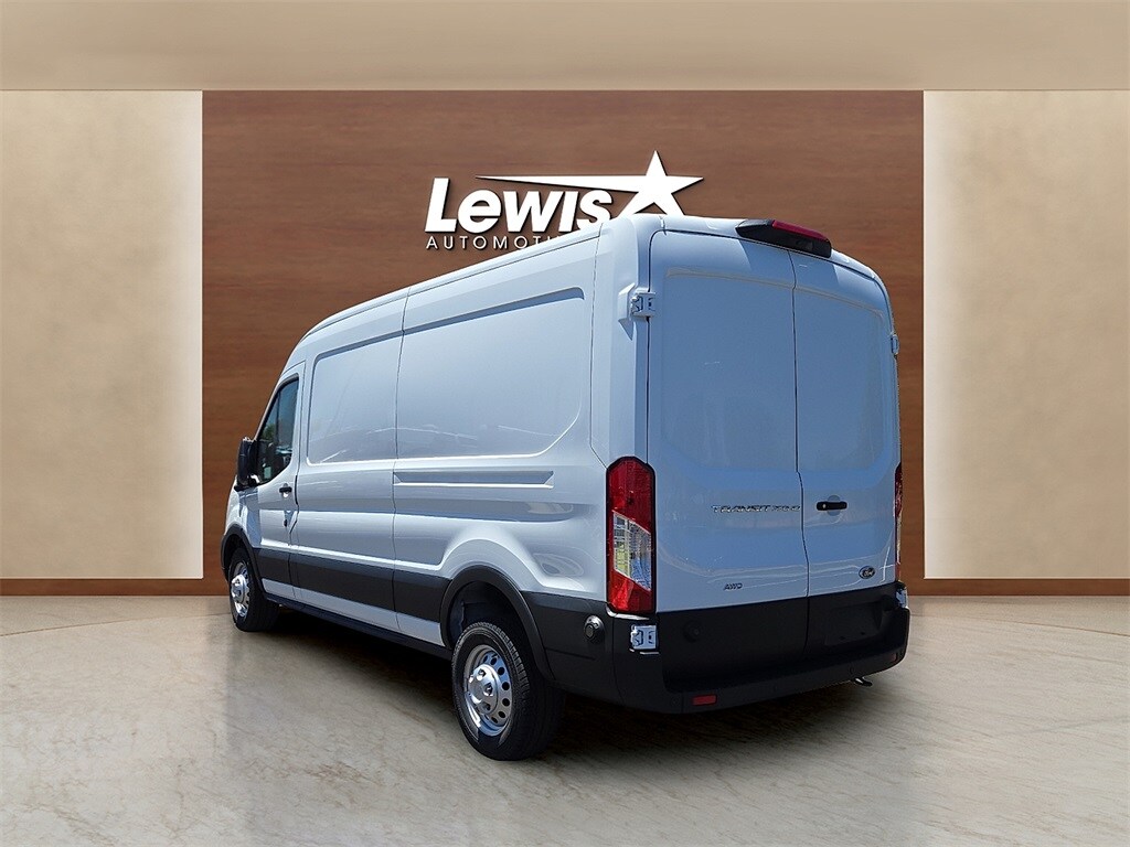 2024 Ford Transit photo 3