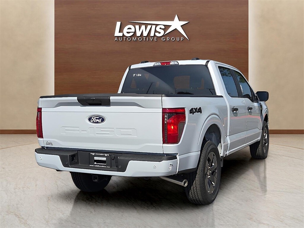 2025 Ford F-150 STX photo 4