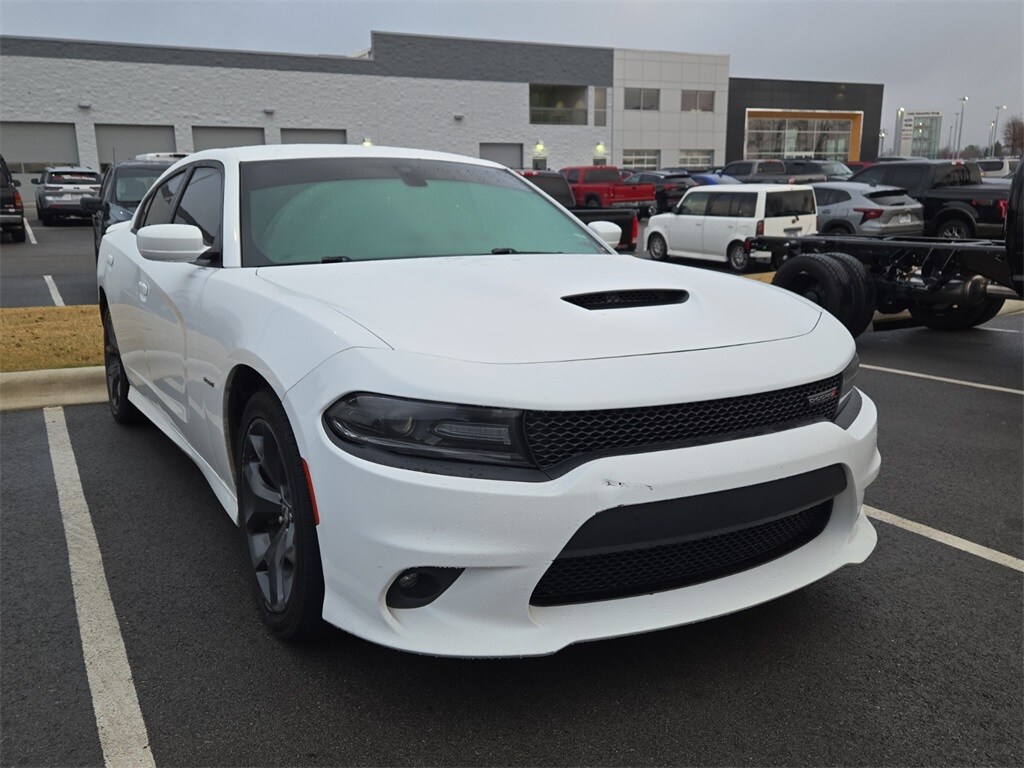 2019 Dodge Charger R/T photo 4