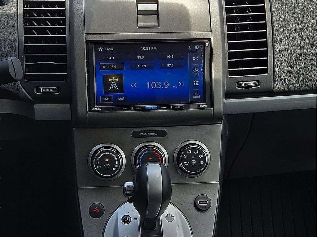 2011 Nissan Sentra S - Photo 11