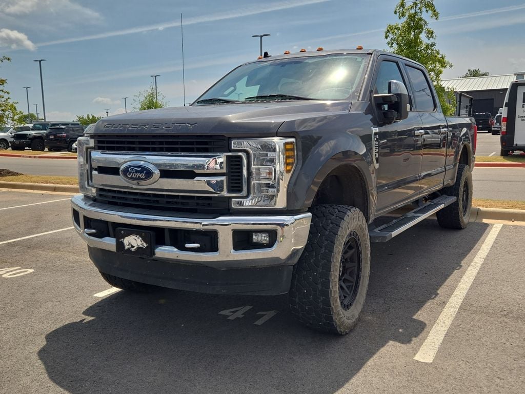 Used 2019 Ford F-250SD XLT Truck Crew Cab