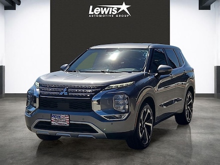2024 Mitsubishi Outlander SE SUV