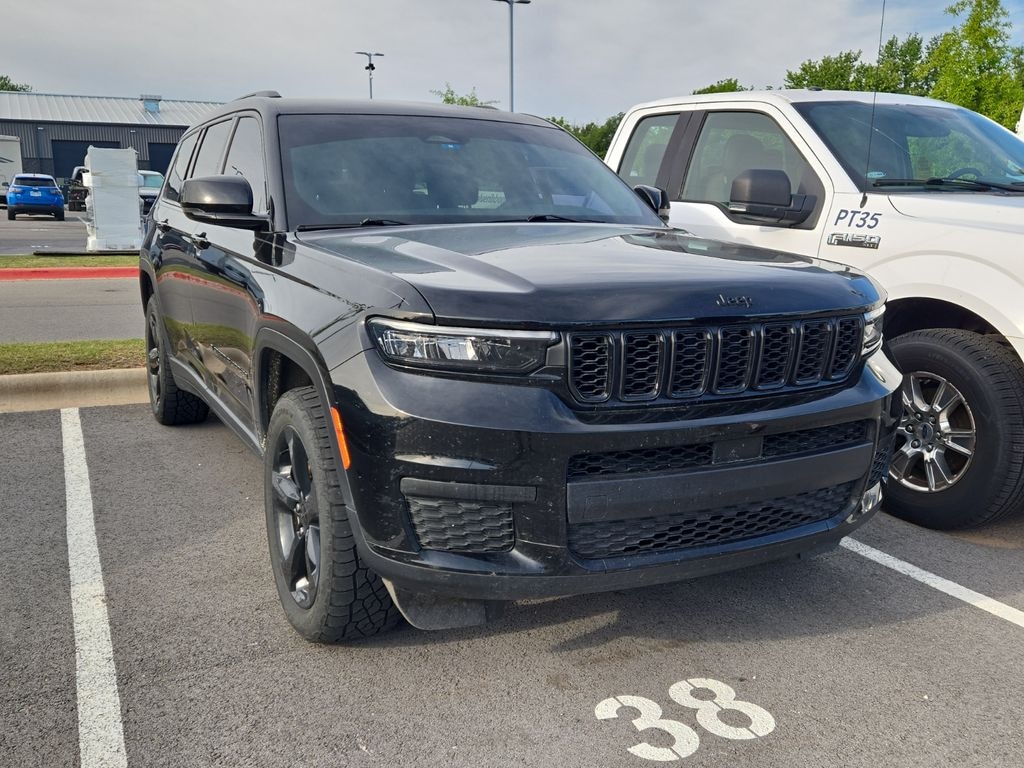 Used 2023 Jeep Grand Cherokee L Altitude SUV