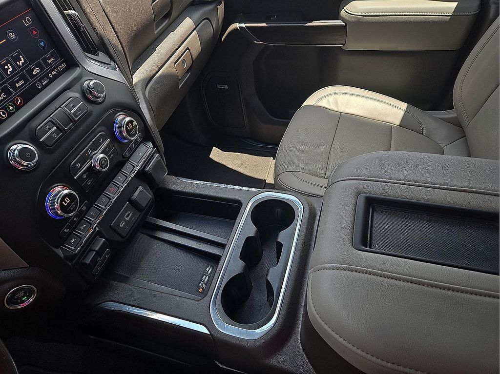 2020 GMC Sierra 1500 SLT - Photo 39
