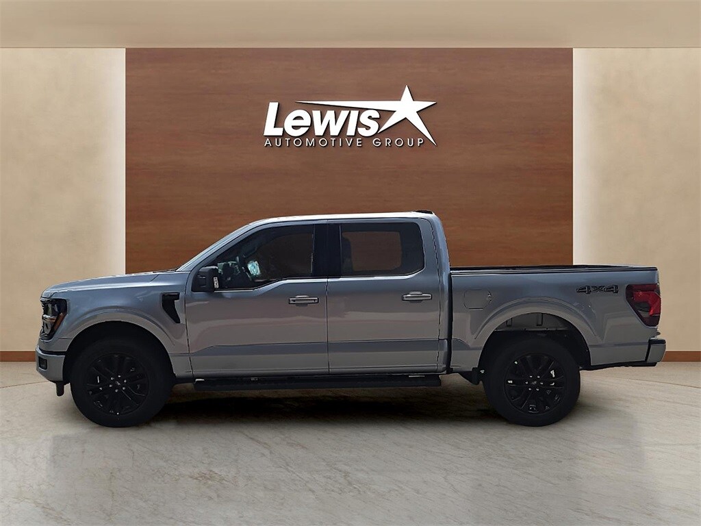 2025 Ford F-150 XLT photo 2